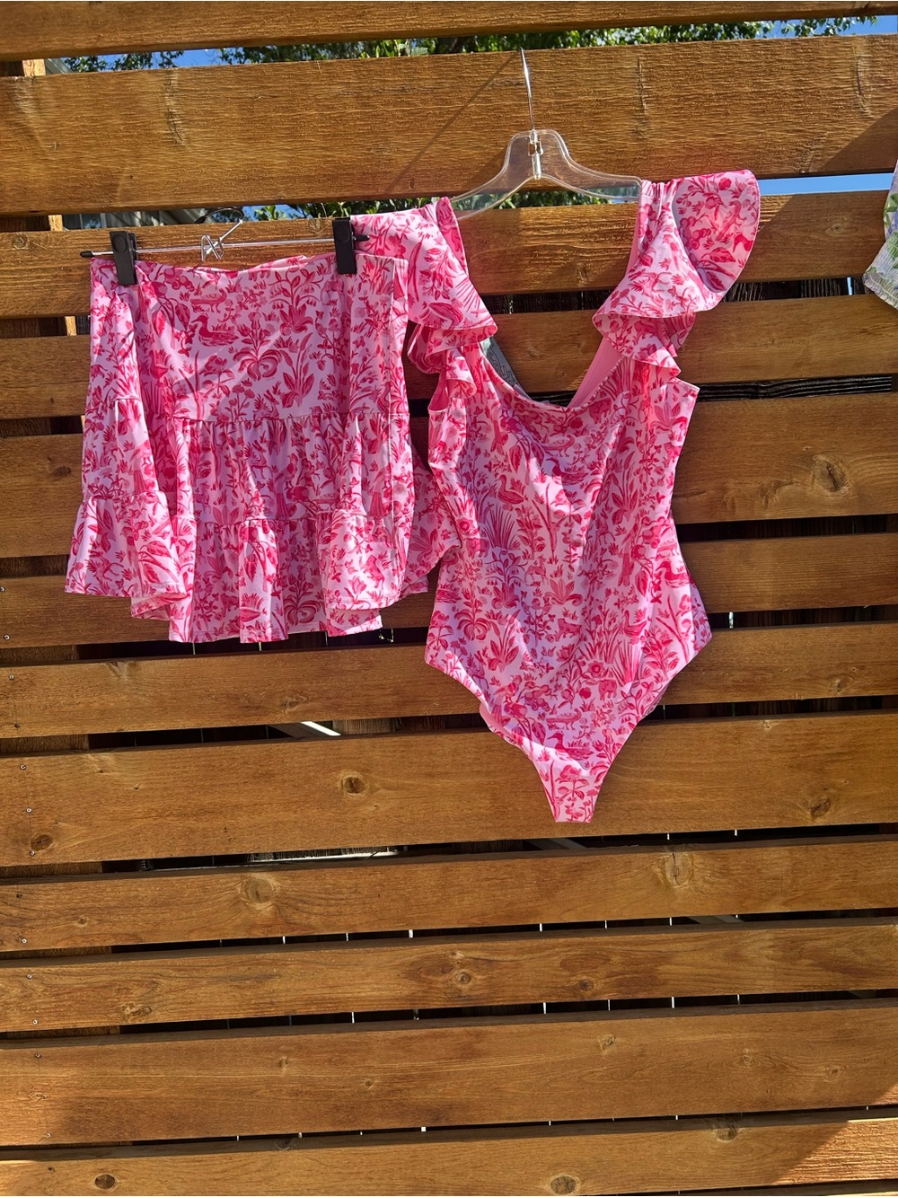 EUC Hill House Palm Beach Pink Sherwood Forest Rosie swimsuit & pool skirt M